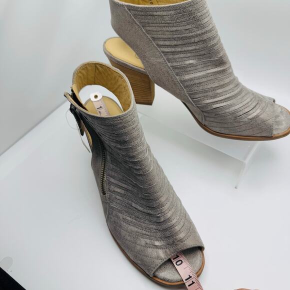 Paul Green in  metallic gray  Cayanne Peep Toe High Heel Booties 8 (US 10.5) - Picture 11 of 16